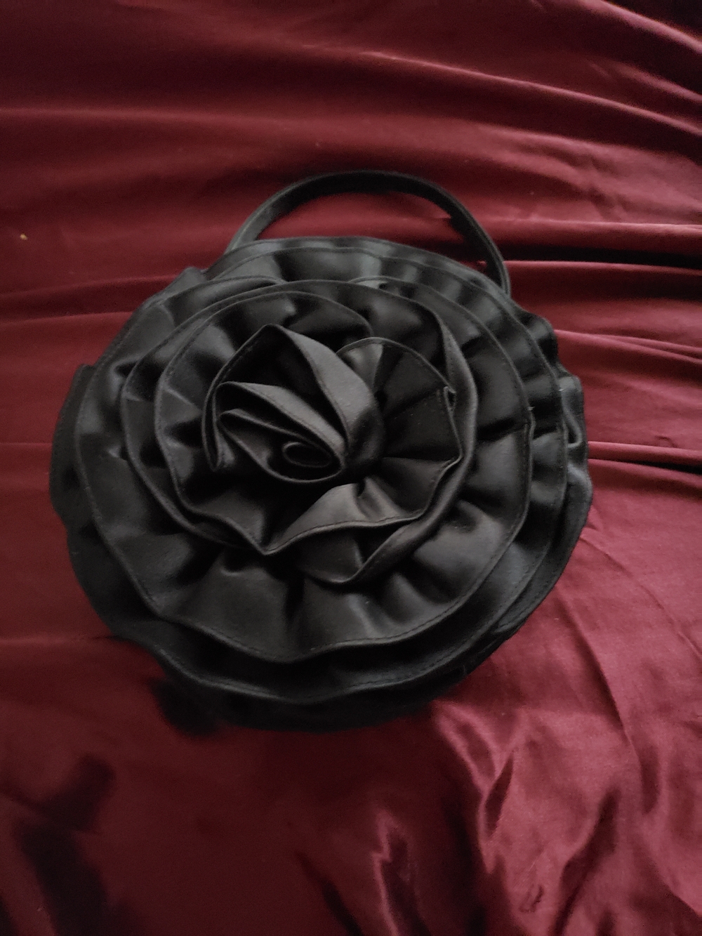 Franchi Black Floral Rose Mini Top-Handle Bag 7" X 7", NWOT, Kiss Lock